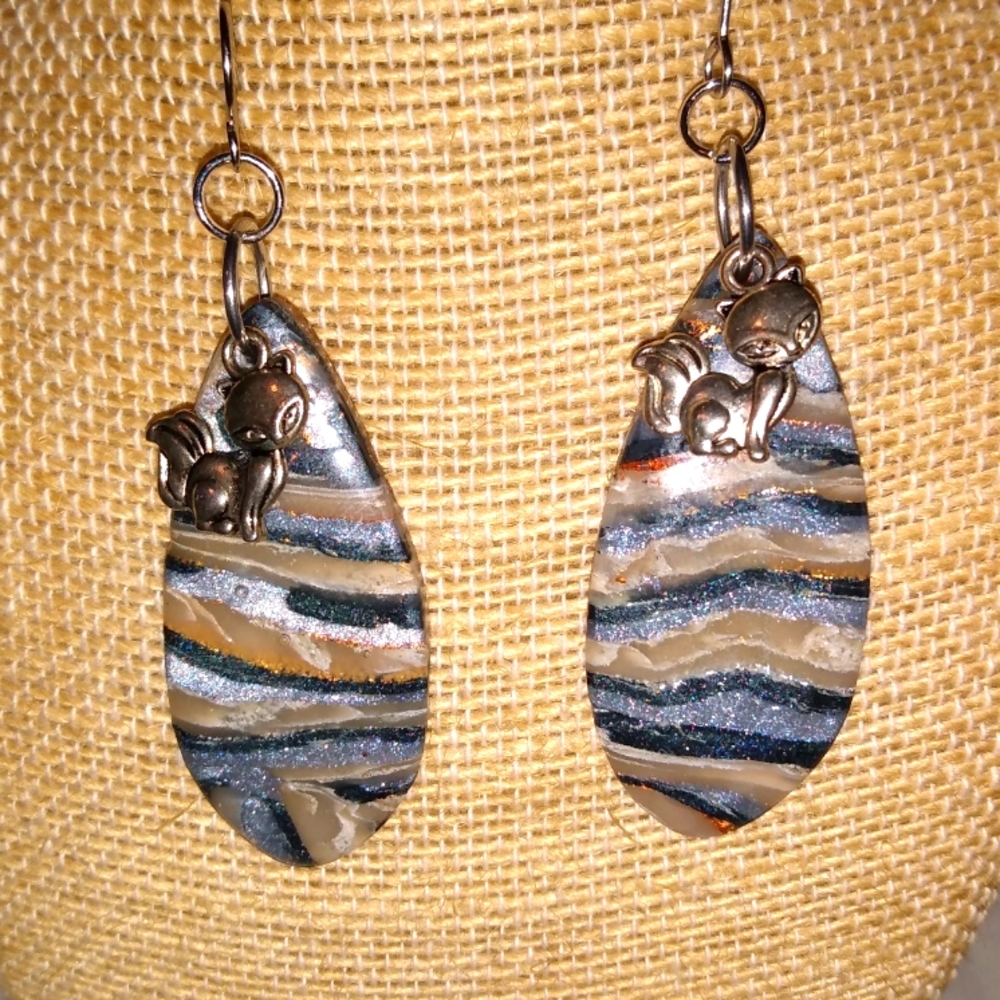 Handmade earrings. E109